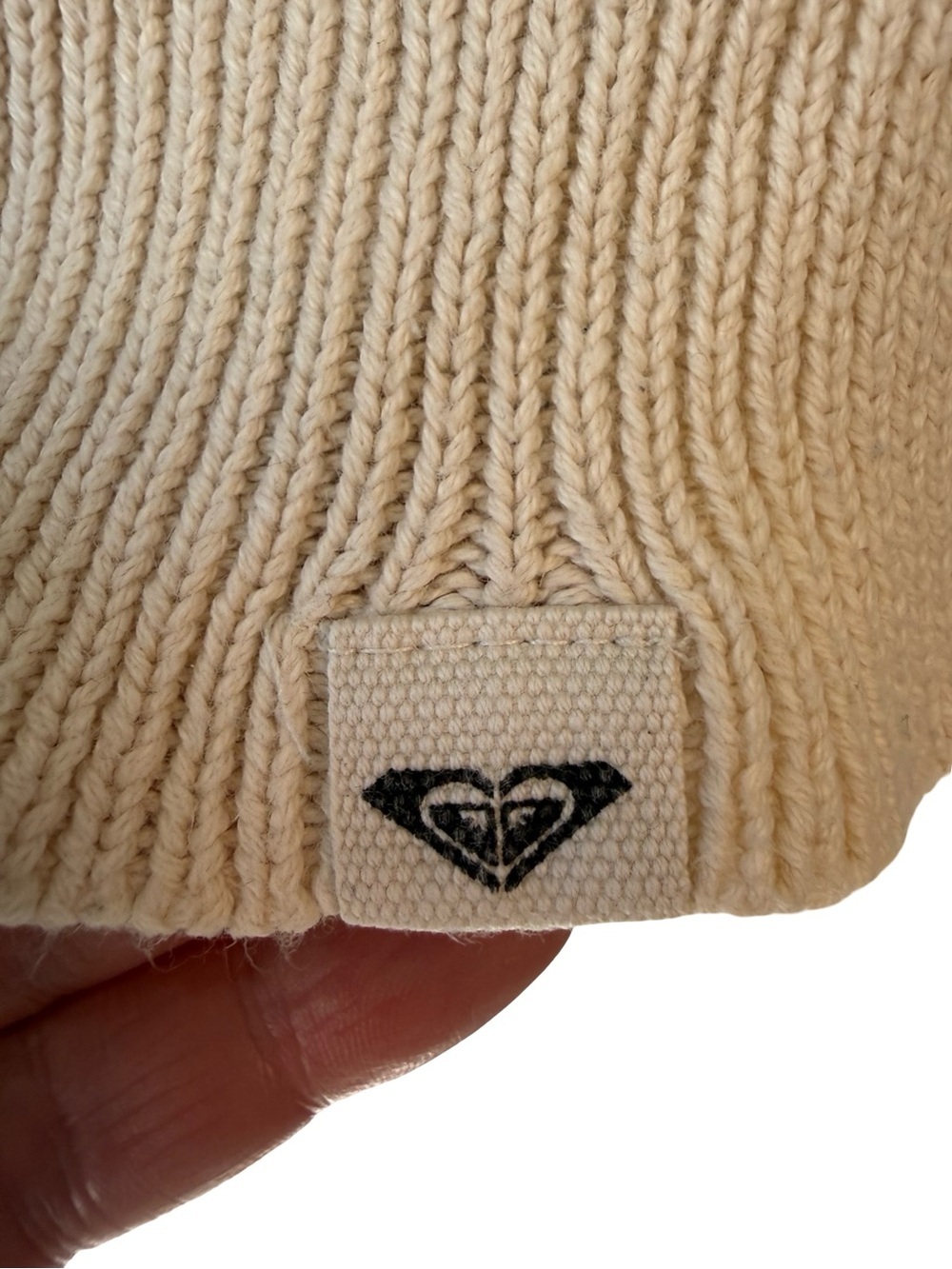 Roxy Black and Cream Striped Crewneck Sweater Size M Beach Coastal Lightweight - Picture 16 of 16